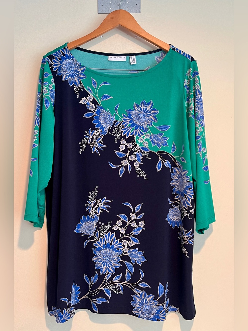 Susan Graver Liquid Knit Top Size 1X Floral Tunic Blouse 3/4 Sleeve QVC Comfort